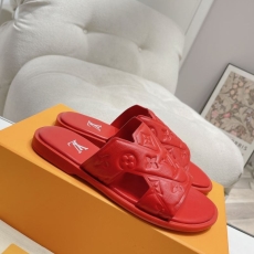 Louis Vuitton Slippers